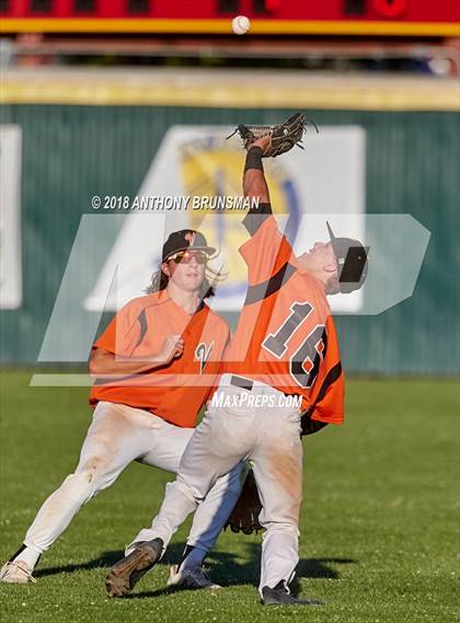 Thumbnail 2 in Davis vs. Vacaville (CIF SJS D1 Final - Game 1) photogallery.