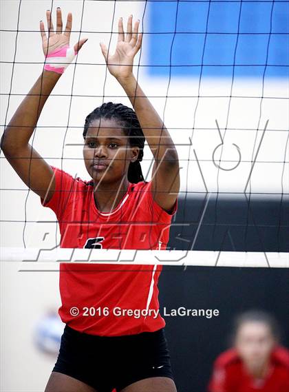 Thumbnail 3 in Heritage vs Coppell photogallery.