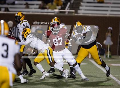 Thumbnail 2 in Warner Robins vs. Valdosta photogallery.