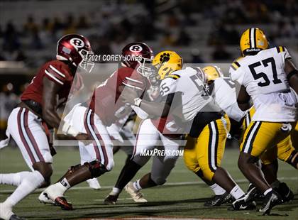 Thumbnail 3 in Warner Robins vs. Valdosta photogallery.