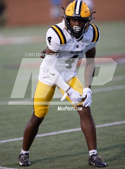 Thumbnail 2 in Warner Robins vs. Valdosta photogallery.