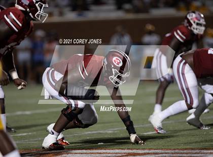 Thumbnail 3 in Warner Robins vs. Valdosta photogallery.