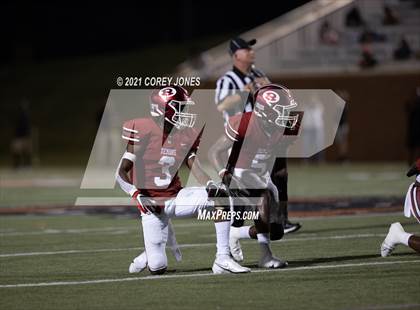 Thumbnail 3 in Warner Robins vs. Valdosta photogallery.