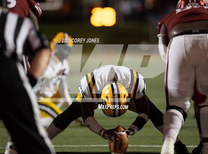 Thumbnail 3 in Warner Robins vs. Valdosta photogallery.
