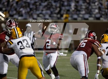 Thumbnail 3 in Warner Robins vs. Valdosta photogallery.