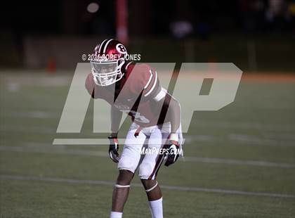 Thumbnail 3 in Warner Robins vs. Valdosta photogallery.