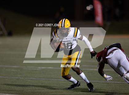 Thumbnail 3 in Warner Robins vs. Valdosta photogallery.
