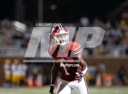 Thumbnail 2 in Warner Robins vs. Valdosta photogallery.