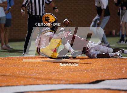 Thumbnail 2 in Warner Robins vs. Valdosta photogallery.