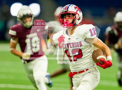 Thumbnail 2 in Uvalde vs. Jefferson photogallery.