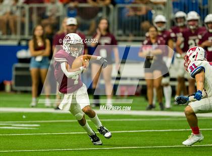 Thumbnail 1 in Uvalde vs. Jefferson photogallery.