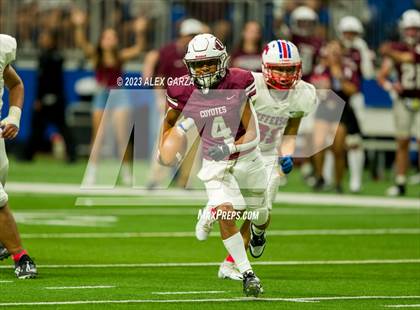 Thumbnail 2 in Uvalde vs. Jefferson photogallery.
