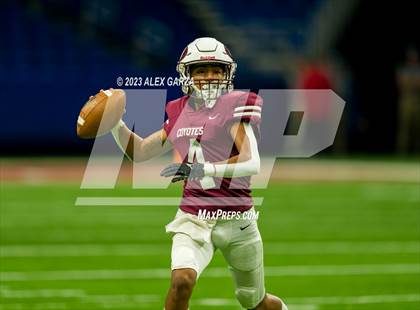 Thumbnail 1 in Uvalde vs. Jefferson photogallery.