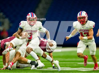 Thumbnail 3 in Uvalde vs. Jefferson photogallery.