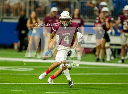 Thumbnail 3 in Uvalde vs. Jefferson photogallery.