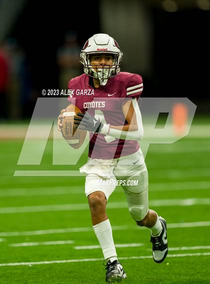 Thumbnail 3 in Uvalde vs. Jefferson photogallery.