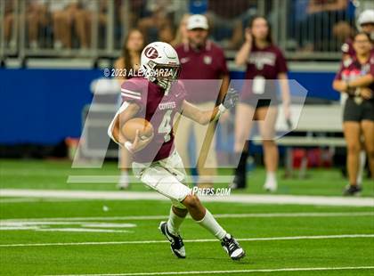 Thumbnail 3 in Uvalde vs. Jefferson photogallery.