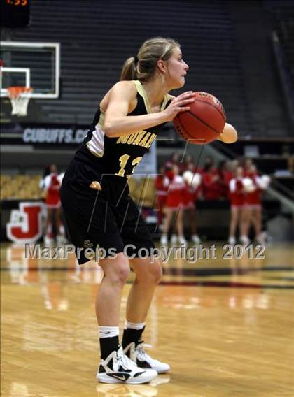 Thumbnail 1 in Regis Jesuit vs. Monarch (CHSAA 5A Semifinal) photogallery.