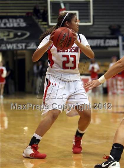 Thumbnail 3 in Regis Jesuit vs. Monarch (CHSAA 5A Semifinal) photogallery.