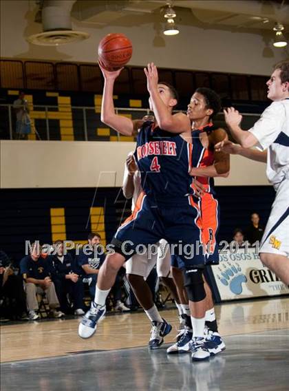 Thumbnail 2 in Roosevelt vs. Santa Monica (I have a Dream Classic) photogallery.