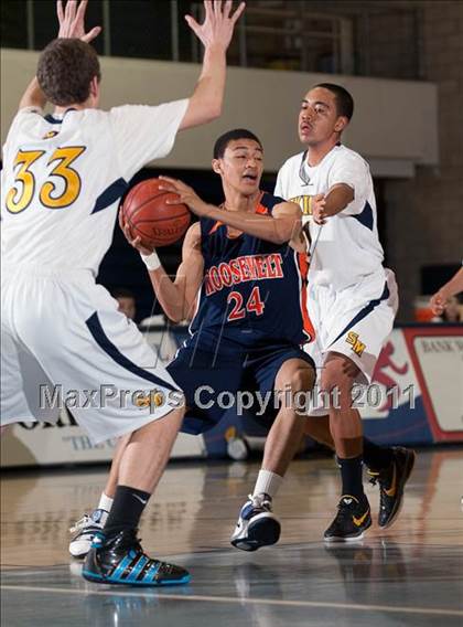 Thumbnail 1 in Roosevelt vs. Santa Monica (I have a Dream Classic) photogallery.