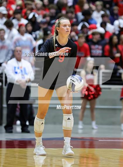 Thumbnail 1 in Lovejoy vs. Manvel (UIL Volleyball 5A Semifinals) photogallery.