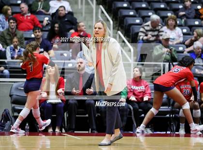 Thumbnail 2 in Lovejoy vs. Manvel (UIL Volleyball 5A Semifinals) photogallery.