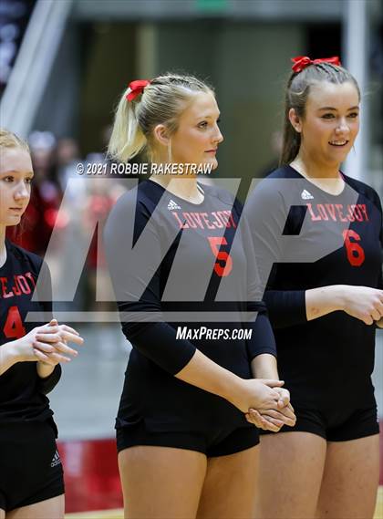 Thumbnail 1 in Lovejoy vs. Manvel (UIL Volleyball 5A Semifinals) photogallery.