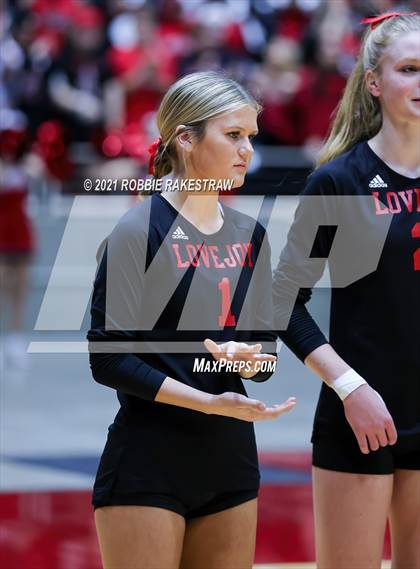 Thumbnail 2 in Lovejoy vs. Manvel (UIL Volleyball 5A Semifinals) photogallery.