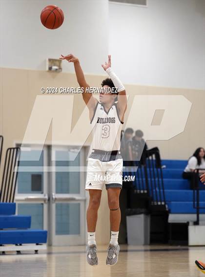 Thumbnail 3 in New Waverly vs Smithville (Mike Dacus Classic) photogallery.