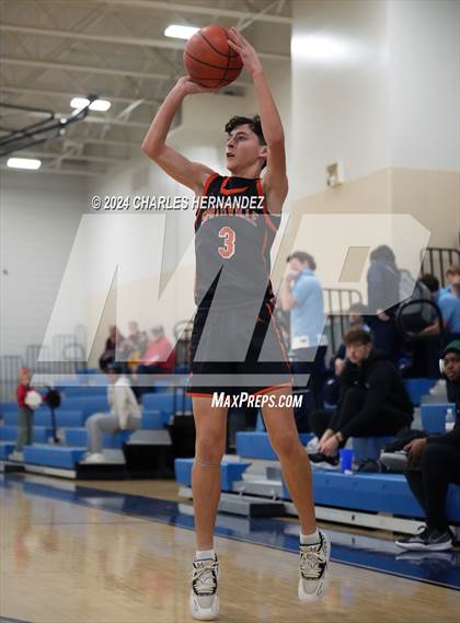 Thumbnail 2 in New Waverly vs Smithville (Mike Dacus Classic) photogallery.