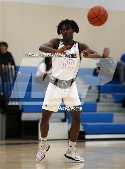 Thumbnail 2 in New Waverly vs Smithville (Mike Dacus Classic) photogallery.