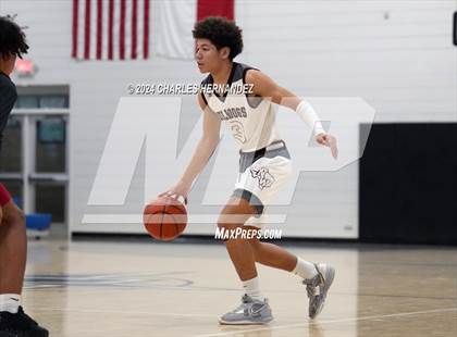 Thumbnail 2 in New Waverly vs Smithville (Mike Dacus Classic) photogallery.