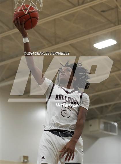 Thumbnail 1 in New Waverly vs Smithville (Mike Dacus Classic) photogallery.