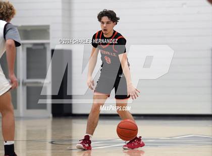 Thumbnail 2 in New Waverly vs Smithville (Mike Dacus Classic) photogallery.