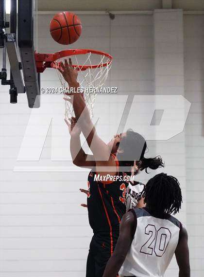 Thumbnail 3 in New Waverly vs Smithville (Mike Dacus Classic) photogallery.