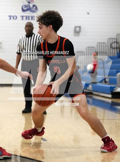 Thumbnail 2 in New Waverly vs Smithville (Mike Dacus Classic) photogallery.