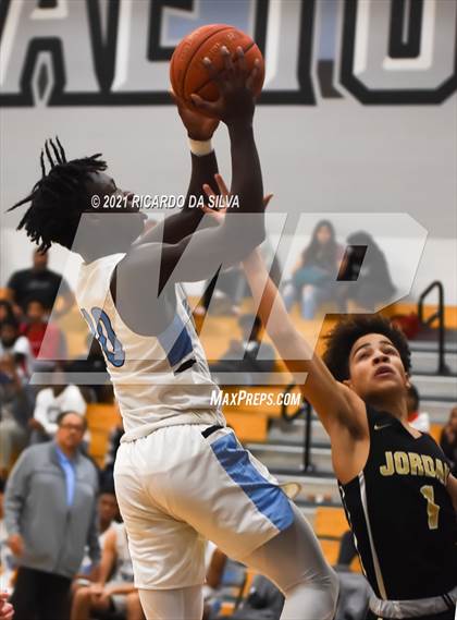 Thumbnail 3 in Paetow vs Jordan photogallery.