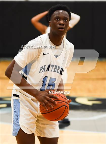 Thumbnail 3 in Paetow vs Jordan photogallery.