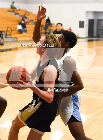 Thumbnail 3 in Paetow vs Jordan photogallery.