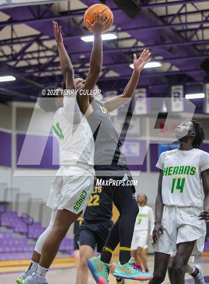 Thumbnail 3 in Cottonwood vs. Kearns (Riverton Holiday Tournament) photogallery.