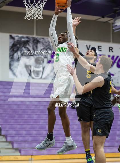 Thumbnail 1 in Cottonwood vs. Kearns (Riverton Holiday Tournament) photogallery.