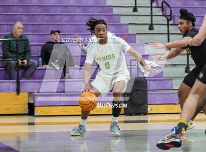 Thumbnail 3 in Cottonwood vs. Kearns (Riverton Holiday Tournament) photogallery.