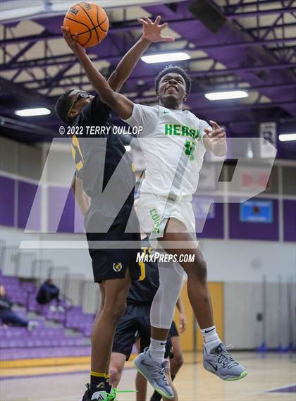 Thumbnail 3 in Cottonwood vs. Kearns (Riverton Holiday Tournament) photogallery.