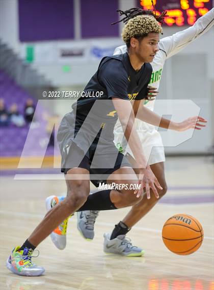 Thumbnail 3 in Cottonwood vs. Kearns (Riverton Holiday Tournament) photogallery.