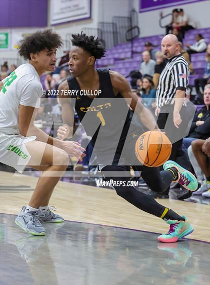 Thumbnail 3 in Cottonwood vs. Kearns (Riverton Holiday Tournament) photogallery.
