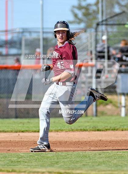 Thumbnail 2 in Whitney @ Roseville (game 2) photogallery.