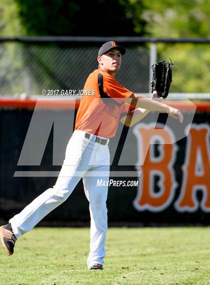 Thumbnail 2 in Whitney @ Roseville (game 2) photogallery.
