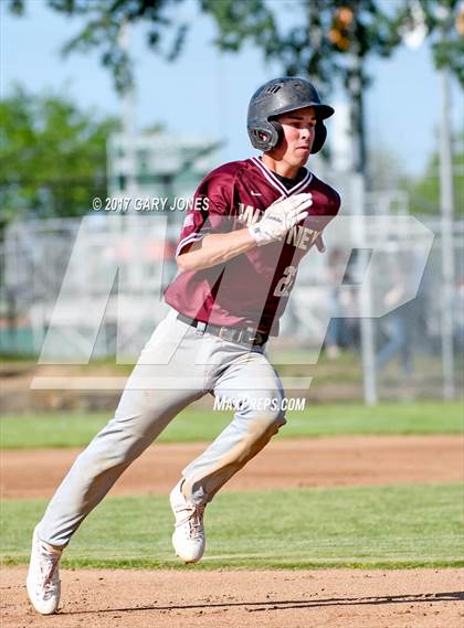 Thumbnail 2 in Whitney @ Roseville (game 2) photogallery.