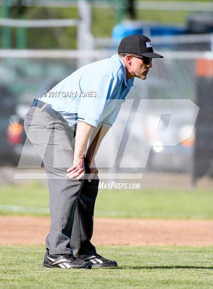 Thumbnail 1 in Whitney @ Roseville (game 2) photogallery.